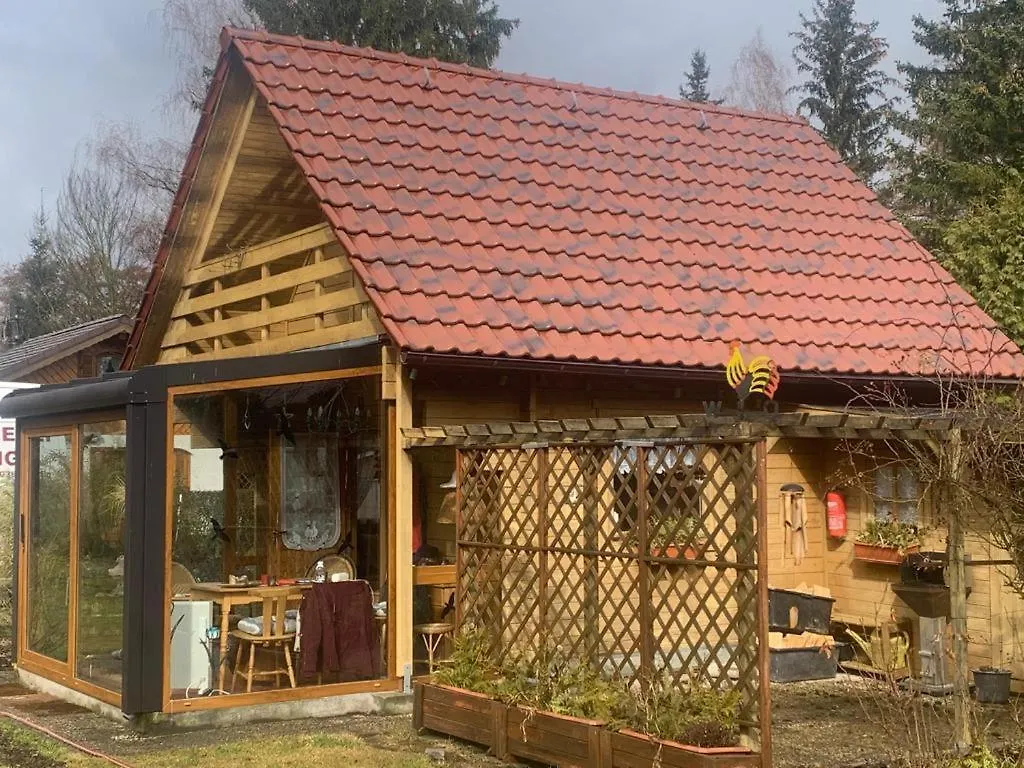 Ferienhaus Holzhaus Mit Direktem Wasserzugang In Berlin-Koepenick